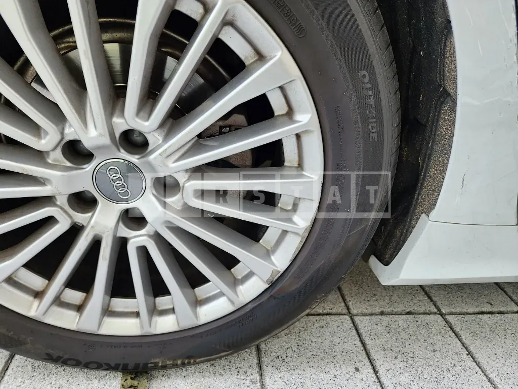 Photo 2 of 46: 2021 Audi A6 40 TDI quattro, VIN WAUZZZF24LN053640 — Korean insurance auction