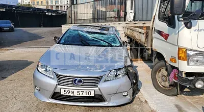 Photo 1 of 10: 2015 Lexus ES300h, VIN JTHBW1GG4F2081662 — Korean insurance auction