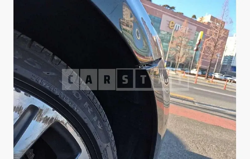 Photo 2 of 42: 2018 Mercedes-Benz E400 4Matic — Korean insurance auction