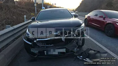 Photo 1 of 13: 2018 Kia K7 — Korean insurance auction