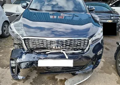 Photo 1 of 41: 2019 Kia Sorento, VIN KNAPH81BBKA522715 — Korean insurance auction