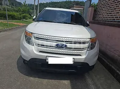 Photo 1 of 7: 2015 Ford Explorer — Korean insurance auction