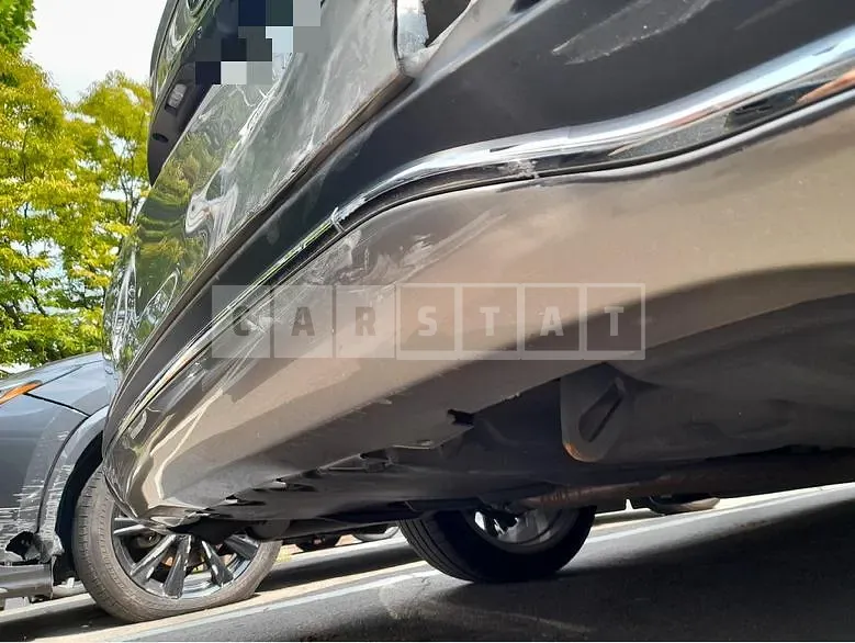 Photo 2 of 36: 2019 Lexus ES300h — Korean insurance auction