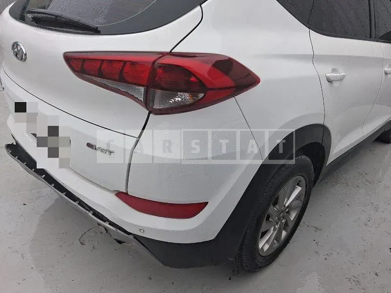 Photo 2 of 11: 2016 Hyundai Tucson TL — Korean insurance auction
