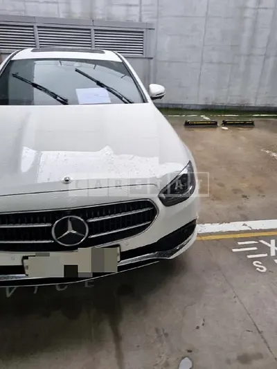 Photo 1 of 28: 2022 Mercedes-Benz Substance E350 4Matic — Korean insurance auction
