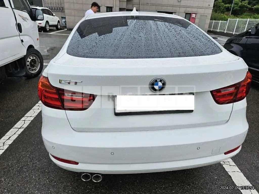 Photo 2 of 14: 2016 BMW 320d GranTurismo — Korean insurance auction