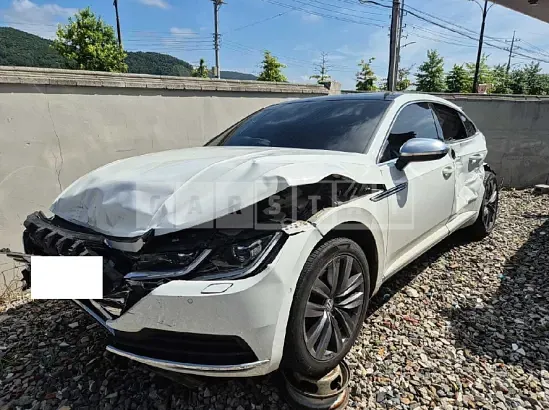 Photo 2 of 13: 2018 Volkswagen Arteon 2.0TDI — Korean insurance auction