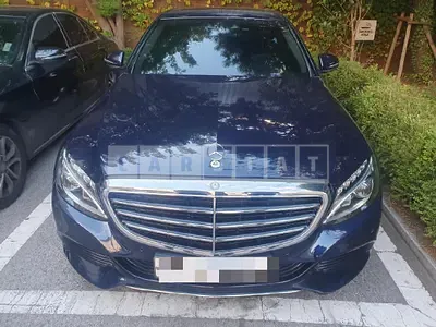 Photo 1 of 33: 2017 Mercedes-Benz C220 d, VIN WDDWF0EB1HR251982 — Korean insurance auction