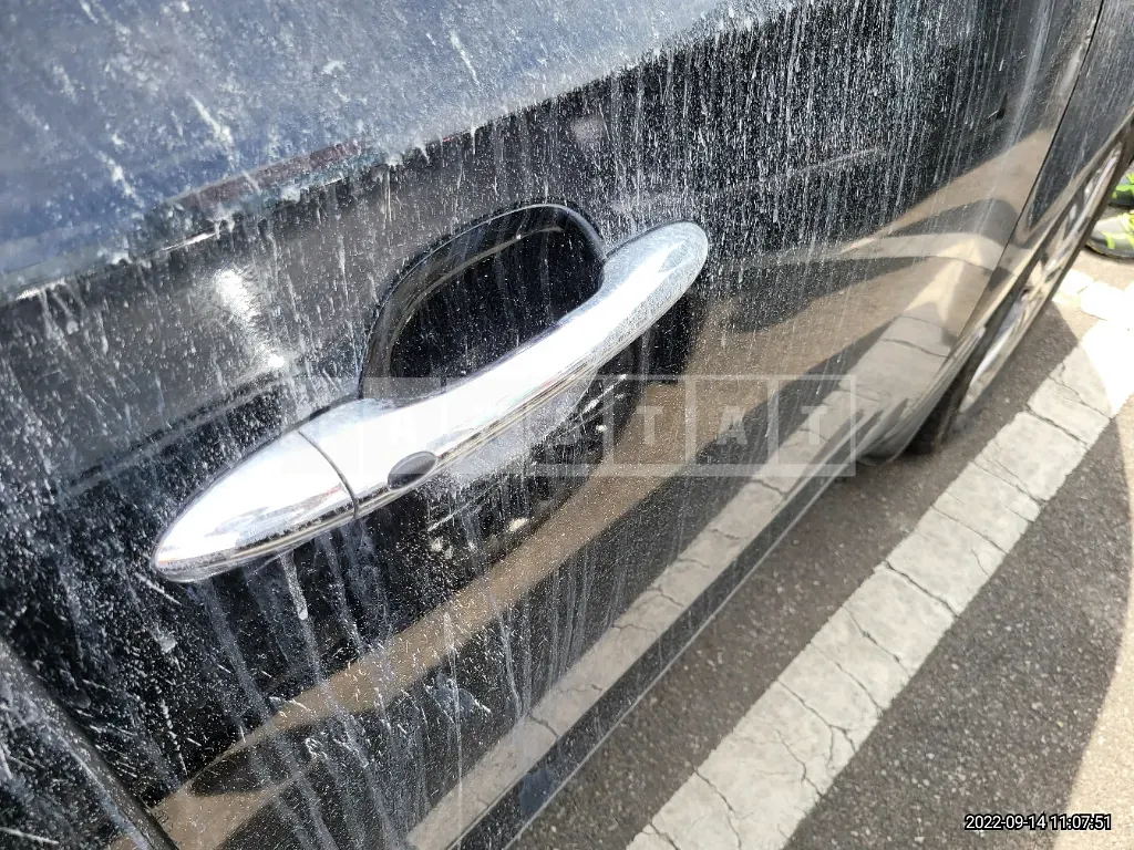 Photo 2 of 40: 2016 Kia Carnival, VIN KNAMC81ABGS214673 — Korean insurance auction