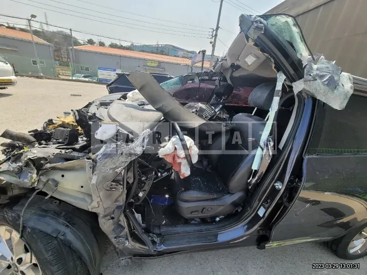 Photo 2 of 8: 2019 Kia Sorento 2.0, VIN KNAPS81ABLA600630 — Korean insurance auction