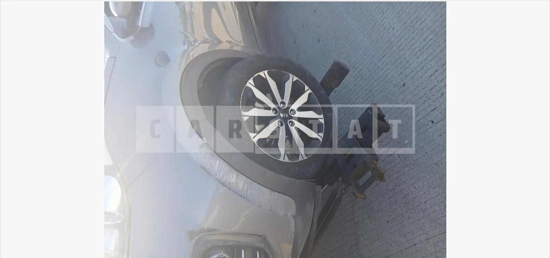 Photo 2 of 8: 2017 Kia Sportage 1.7 — Korean insurance auction