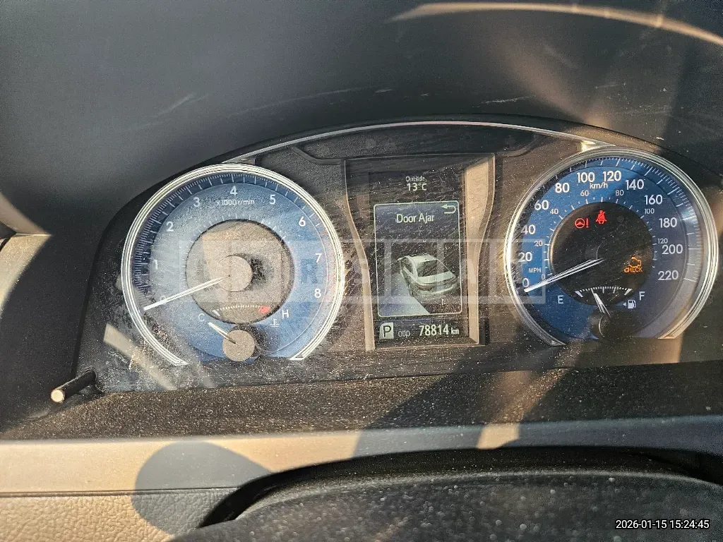 Photo 2 of 7: 2015 Toyota Camry — Korean insurance auction