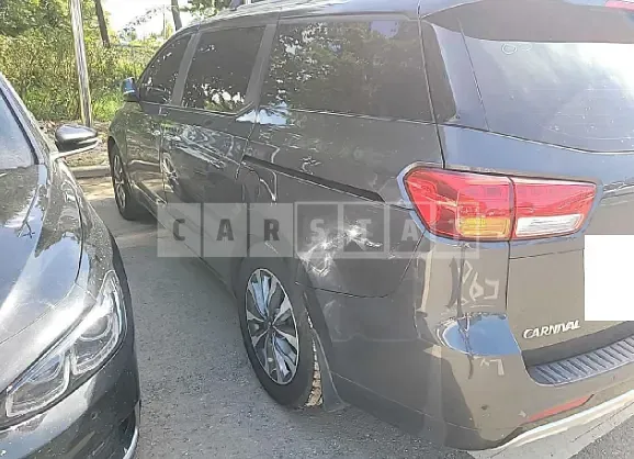 Photo 2 of 9: 2015 Kia Carnival, VIN KNAMB81ABFS075292 — Korean insurance auction