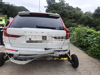 Photo 1 of 9: 2019 Volvo XC60D5 AWD, VIN YV1UZ68TCK1379605 — Korean insurance auction