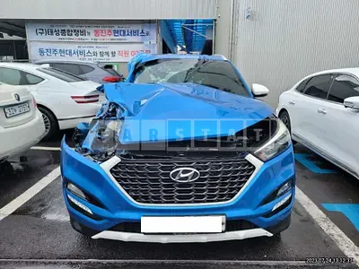 Photo 1 of 26: 2017 Hyundai Tucson, VIN KMHJ3815GHU261397 — Korean insurance auction