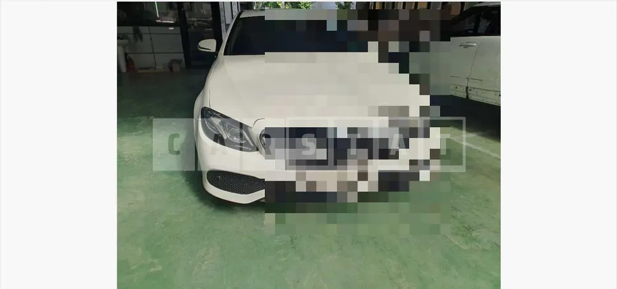 Photo 2 of 3: 2019 Mercedes-Benz (parts) E220 d Headlamp — Korean insurance auction