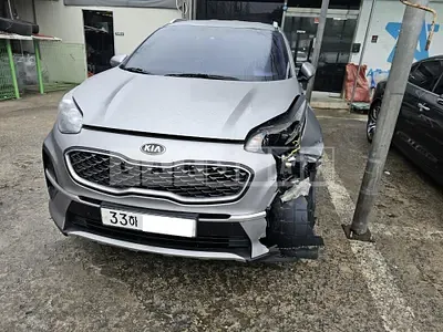 Photo 1 of 33: 2019 Kia Sportage, VIN KNAP6812GKK657286 — Korean insurance auction