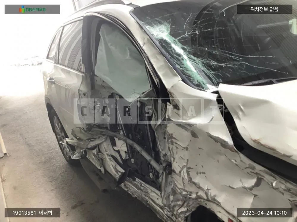 Photo 2 of 14: 2019 Kia Sorento /Sorrento, VIN KNAPH81ABKA543018 — Korean insurance auction