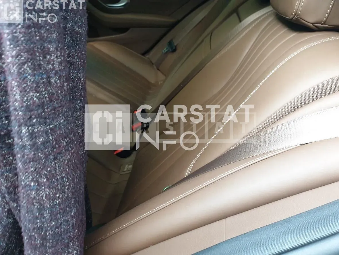 Photo 2 of 25: 2019 Mercedes-Benz E 300 4Matic, VIN WDDZF4KB7KA677688 — Korean insurance auction