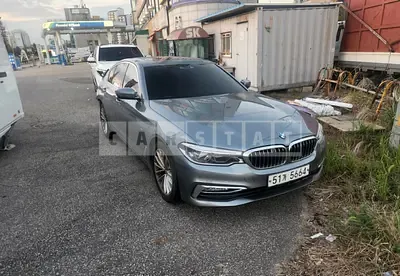 Photo 1 of 5: 2018 BMW 520d — Korean insurance auction
