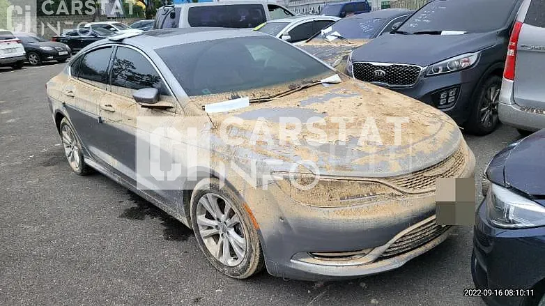 Photo 2 of 8: 2015 Mercedes-Benz Buckcrage 200 — Korean insurance auction