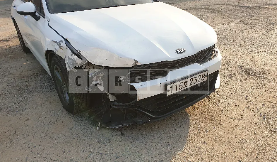 Photo 2 of 6: 2020 Kia K5, VIN KNAG541BBLA008249 — Korean insurance auction