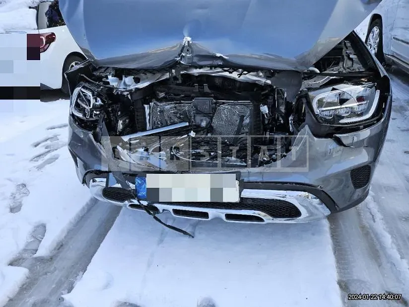 Photo 2 of 20: 2022 Mercedes-Benz GLC220 d 4Matic, VIN W1N0G1FB1NG113070 — Korean insurance auction