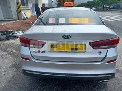 Photo 1 of 19: 2019 Kia K5, VIN KNAGU416BLA362107 — Korean insurance auction