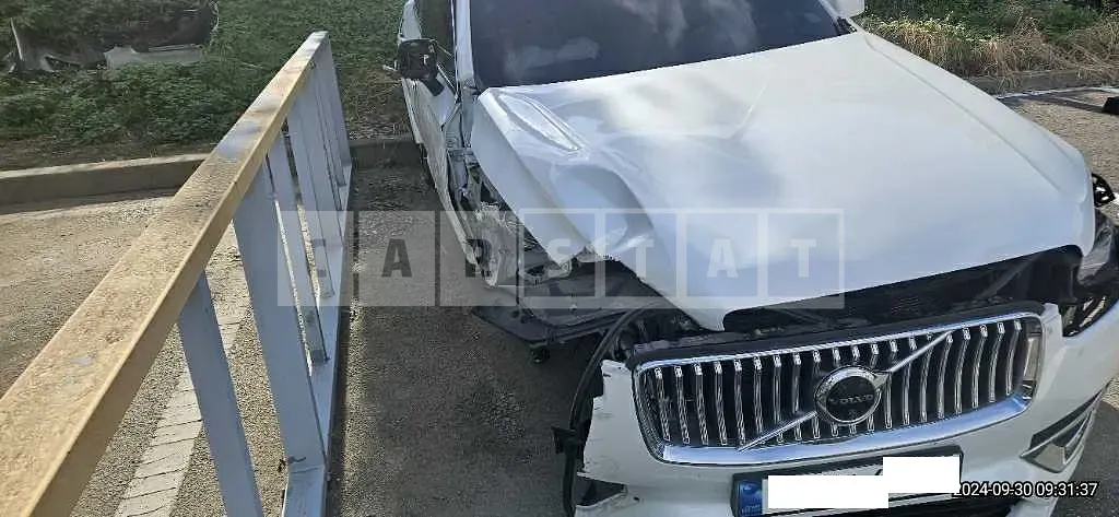 Photo 2 of 29: 2023 Volvo XC90B6 AWD — Korean insurance auction