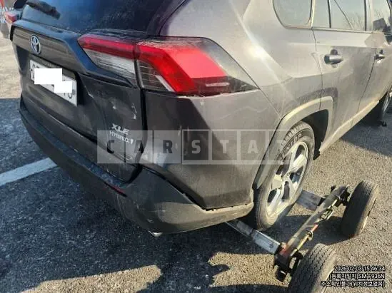 Photo 2 of 21: 2021 Toyota RAV4 Hybrid, VIN JTMW2RFV6MD064747 — Korean insurance auction