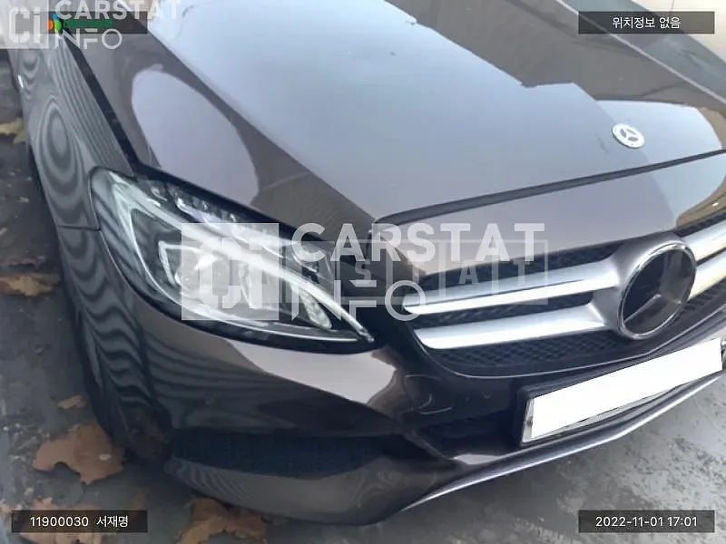 Photo 2 of 14: 2018 Mercedes-Benz C350 e, VIN WDDWF4HB4JR408199 — Korean insurance auction