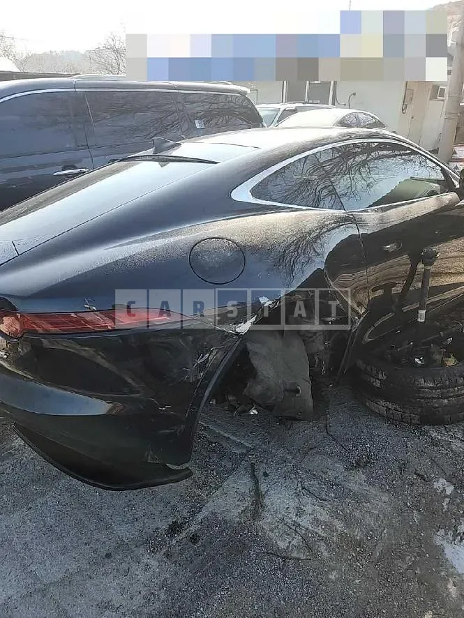 Photo 2 of 15: 2015 Jaguar F-Type, VIN SAJAA61U5F8K19232 — Korean insurance auction