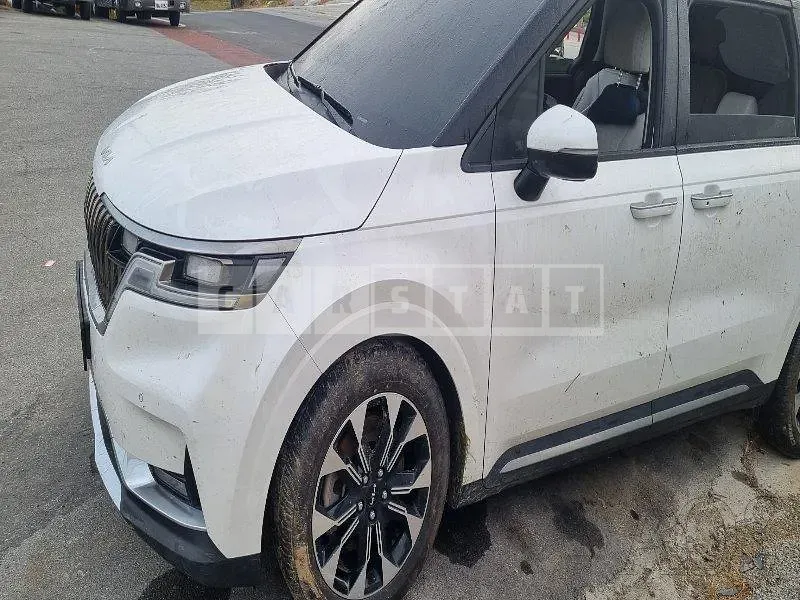 Photo 2 of 46: 2022 Kia Carnival, VIN KNANC81BBNS142872 — Korean insurance auction