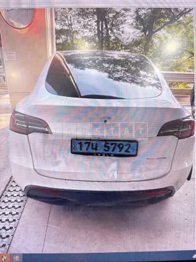 Photo 1 of 21: 2021 Tesla Model Y LongRange — Korean insurance auction