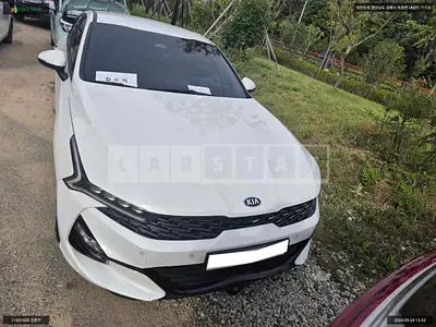 Photo 1 of 15: 2020 Kia K5, VIN KNAG541BBLA061385 — Korean insurance auction