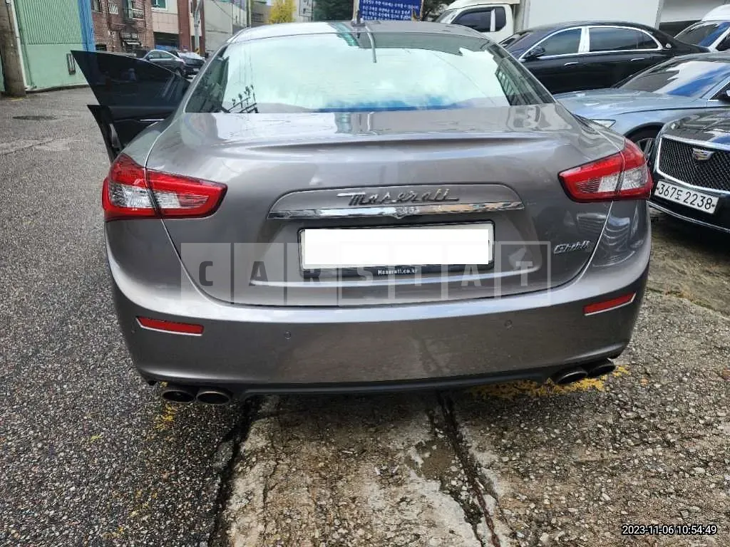 Photo 2 of 8: 2016 Maserati Gibli Diesel, VIN ZAM57TSA1G1179965 — Korean insurance auction