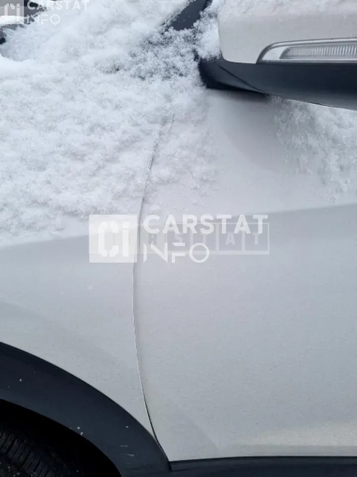 Photo 2 of 14: 2015 Hyundai Tucson 2.0 — Korean insurance auction
