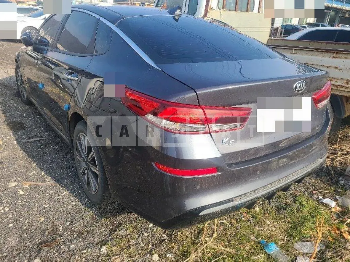 Photo 2 of 5: 2019 Kia K5, VIN KNAGT411BLA364786 — Korean insurance auction