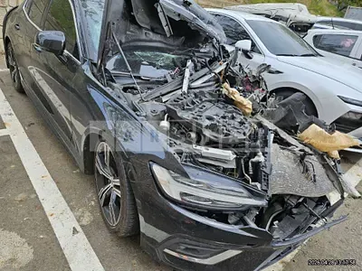 Photo 1 of 22: 2020 Volvo S60T5 — Korean insurance auction