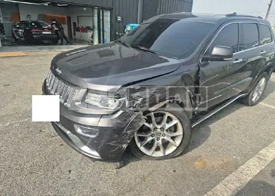 Photo 1 of 6: 2016 Jeep Grand Cherokee — Korean insurance auction