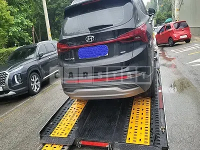 Photo 1 of 33: 2021 Hyundai Santa Fe, VIN KMHS381HHMU355274 — Korean insurance auction