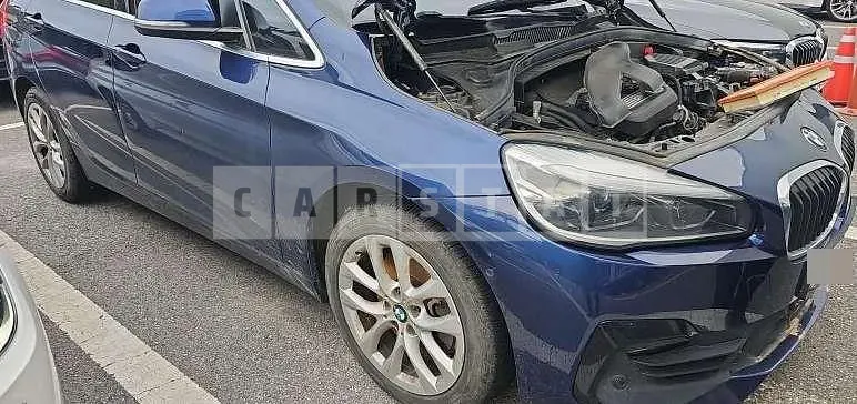 Photo 2 of 12: 2021 BMW Active Tourer — Korean insurance auction