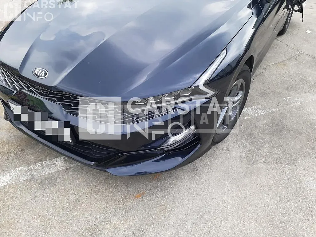 Photo 2 of 18: 2020 Kia K5 — Korean insurance auction