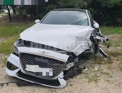 Photo 1 of 11: 2018 Genesis G80 3.3 — Korean insurance auction