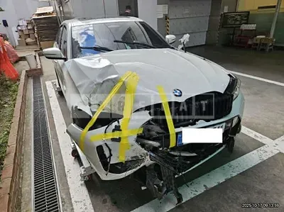 Photo 1 of 11: 2025 BMW 320i — Korean insurance auction