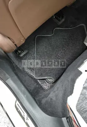 Photo 2 of 6: 2018 Mercedes-Benz E 200 — Korean insurance auction
