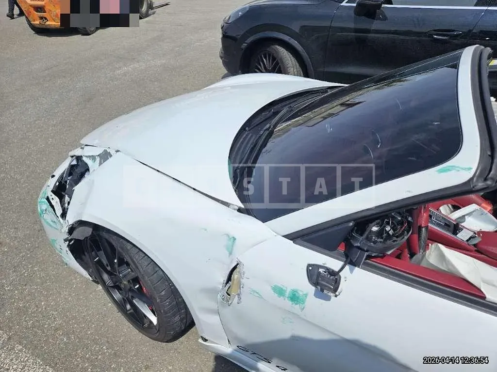 Photo 2 of 51: 2022 Porsche 718 Boxster GTS 4.0 — Korean insurance auction