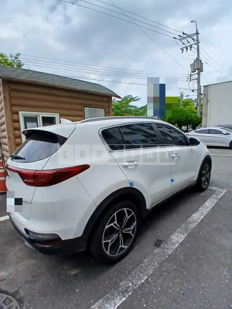 Photo 2 of 9: 2021 Kia Sportage — Korean insurance auction
