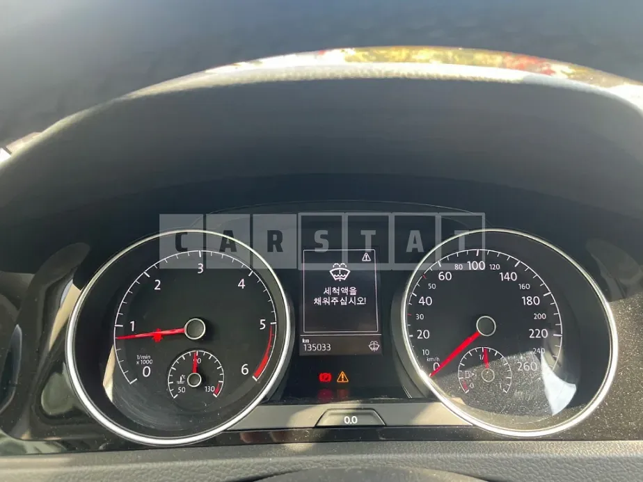 Photo 2 of 10: 2015 Volkswagen Golf 2.0 TDI BMT, VIN WVWZZZAUZFW154969 — Korean insurance auction