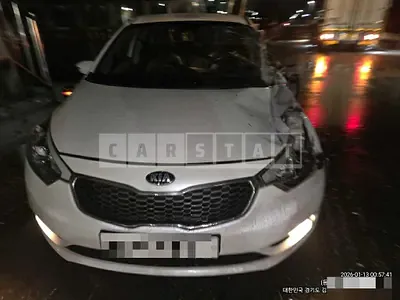 Photo 1 of 10: 2015 Kia Kz — Korean insurance auction